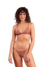 Cargar imagen en el visor de la galería, Model Front: Rio De Sol Haut Top Shimmer-Copper Tri-Fixo
