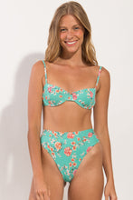 Cargar imagen en el visor de la galería, Gallery: Rio De Sol Ensemble Set Botanic Balconet Hotpant-Cos
