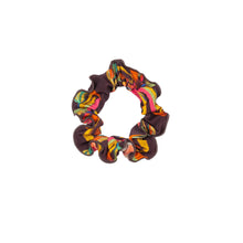Cargar imagen en el visor de la galería, Product Front: Rio De Sol Chouchou Fiore Scrunchie
