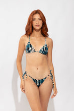 Cargar imagen en el visor de la galería, Image 03: Rio De Sol Ensemble Set Azule Lia Cheeky-Tie
