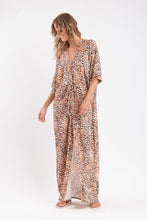 Cargar imagen en el visor de la galería, Image 06: Rio De Sol Vêtement De Plage Leopard Long Dress
