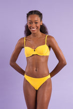 Cargar imagen en el visor de la galería, Image 11: Rio De Sol Ensemble Set Malibu-Yellow Balconet Essential-Comfy
