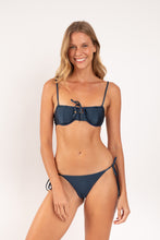 Cargar imagen en el visor de la galería, Bottom Shimmer-Shark Cheeky-Tie-Gold

