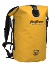 Cargar imagen en el visor de la galería, Model Back: Feelfree Sac De Plage Dry Tank 30L Yellow
