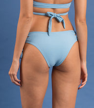 Cargar imagen en el visor de la galería, Image 11: Rio De Sol Bas Bottom Dots-Sky Madrid
