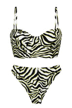 Cargar imagen en el visor de la galería, Product Front: Rio De Sol Ensemble Set Wild-Black Balconet-Anna Nice
