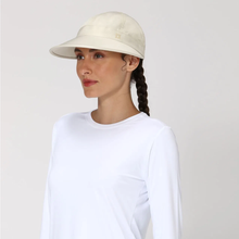 Cargar imagen en el visor de la galería, Image 02: Uv Line Casquette Visor Nice Fem Sand Upf50+
