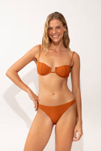 Cargar imagen en el visor de la galería, Model Front: Rio De Sol Ensemble Set Ferrugo Juliette Leblon
