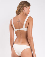 Cargar imagen en el visor de la galería, Image 05: Rio De Sol Ensemble Set Malibu-Natural Amelia Essential
