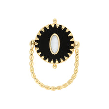 Cargar imagen en el visor de la galería, Model Front: Hipanema Bague Miamor Black Hipanema
