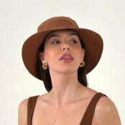 Cargar imagen en el visor de la galería, Product Front: Uv Line Bob Hat California Fem Cognac Upf50+
