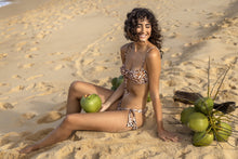 Cargar imagen en el visor de la galería, Image 05: Rio De Sol Ensemble Set Leopard Balconet-Tie Italy
