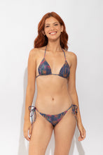 Cargar imagen en el visor de la galería, Model Front: Rio De Sol Bas Bottom Coqueiro Ibiza-Comfy
