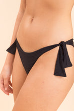 Cargar imagen en el visor de la galería, Image 09: Rio De Sol Ensemble Set Dots-Black Mel Italy

