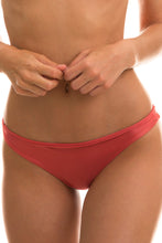 Cargar imagen en el visor de la galería, Gallery: Rio De Sol Bas Bottom Madras Dupla Face
