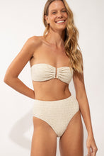 Cargar imagen en el visor de la galería, Image 08: Rio De Sol Bas Bottom Brisa-Offwhite Hotpants

