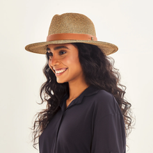 Cargar imagen en el visor de la galería, Image 02: Uv Line Chapeau Fedora Hat Giovana Imp Fem Mescla Upf50+

