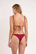 Cargar imagen en el visor de la galería, Model Back: Rio De Sol Ensemble Set Touch-Carmim Selena
