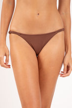 Cargar imagen en el visor de la galería, Gallery: Rio De Sol Bas Bottom Sand-Cappuccino Cheeky-Aya
