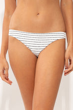 Cargar imagen en el visor de la galería, Gallery: Rio De Sol Bas Bottom Linea-White Nice
