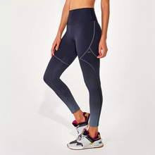 Cargar imagen en el visor de la galería, Image 02: Alto Giro Fitness Bas Legging Hyper Ag Graphic Degrade Preto
