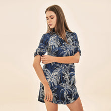 Cargar imagen en el visor de la galería, Image 02: Uv Line Chemise Shirtdress Coqueiros Marinho Upf50+
