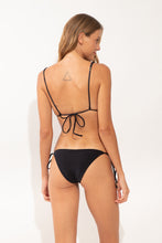 Cargar imagen en el visor de la galería, Model Back: Rio De Sol Bas Bottom Malibu-Black Ibiza-Comfy
