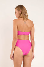 Cargar imagen en el visor de la galería, Model Back: Rio De Sol Bas Bottom Fluity-Amor Hotpants
