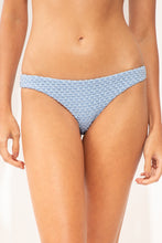 Cargar imagen en el visor de la galería, Gallery: Rio De Sol Bas Bottom Drift-Cianita Essential
