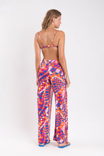 Cargar imagen en el visor de la galería, Model Back: Rio De Sol Pantalon De Plage Funny Wide Pants

