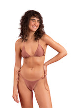 Cargar imagen en el visor de la galería, Image 04: Rio De Sol Ensemble Set Shimmer-Copper Tri-Inv Cheeky-Tie

