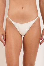 Cargar imagen en el visor de la galería, Gallery: Rio De Sol Bas Bottom Sand-Chantilly Cheeky-Fixa
