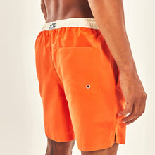 Cargar imagen en el visor de la galería, Image 05: Uv Line Bermuda / Short Pour Homme Shorts Boxer Orange Upf50+
