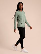 Cargar imagen en el visor de la galería, Image 03: Uv Line T-Shirt Longsleeve Fem New Fit Mix Grey Upf50+
