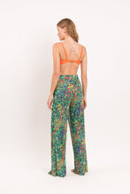 Cargar imagen en el visor de la galería, Model Back: Rio De Sol Pantalon De Plage Wilds Wide Pants
