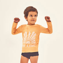 Cargar imagen en el visor de la galería, Model Front: Uv Line Maillot De Bain Bébé Rash Guard Baby Solar Upf50+
