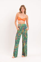 Cargar imagen en el visor de la galería, Model Front: Rio De Sol Pantalon De Plage Wilds Wide Pants
