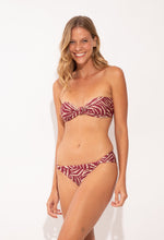 Cargar imagen en el visor de la galería, Image 04: Rio De Sol Ensemble Set Dune Bandeau-Joy Mel-Comfy
