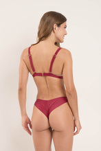 Cargar imagen en el visor de la galería, Model Back: Rio De Sol Ensemble Set Touch-Carmim Alba Nice
