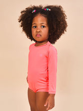 Cargar imagen en el visor de la galería, Image 03: Uv Line Maillot De Bain Bébé Baby Longsleeve Swimsuit Coral Upf50+
