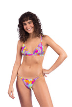 Cargar imagen en el visor de la galería, Model Front: Rio De Sol Ensemble Set Dreams Tri-Fixo Cheeky-Fixa
