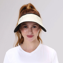 Cargar imagen en el visor de la galería, Model Front: Uv Line Visière Visor Bali Fem Sand Black Upf50+
