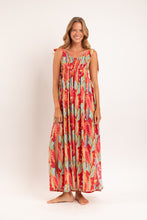Cargar imagen en el visor de la galería, Model Front: Rio De Sol Vêtement De Plage Sea-Bloom Long Dress Chiara
