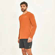 Cargar imagen en el visor de la galería, Image 02: Uv Line T-Shirt Pour Homme Longsleeve Sport Fit Caramelo
