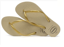 Cargar imagen en el visor de la galería, Model Back: Havaianas Tongs Havaianas Slim Gloss Areia
