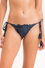 Cargar imagen en el visor de la galería, Image 06: Rio De Sol Bas Bottom Shark Frufru-Fio
