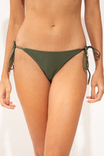 Cargar imagen en el visor de la galería, Gallery: Rio De Sol Bas Bottom Shimmer-Croco Ibiza-Comfy-Gold
