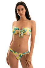Cargar imagen en el visor de la galería, Model Front: Rio De Sol Bas Bottom Florescer Bandeau
