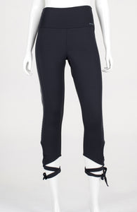 Model Front: Alto Giro Fitness Bas Legging Up Co2 Barriga Zero Laco Preto