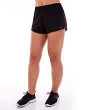 Cargar imagen en el visor de la galería, Model Front: Alto Giro Fitness Bas Shorts Tecnospan 2 Em 1 Preto
